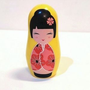 Mini Kokeshi Nesting Dolls